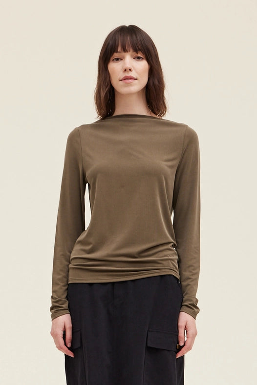 Grade + Gather – Boat Neck Tee – Dusty Olive